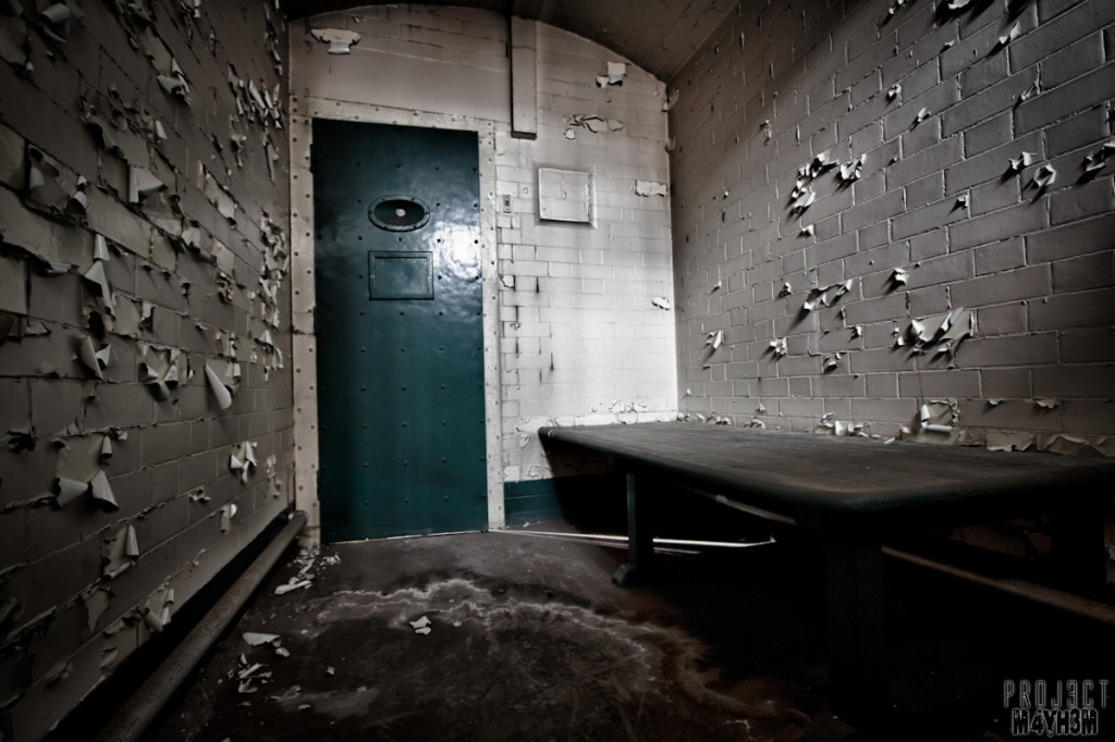 Sheffield Crow Court - Inside the Cells