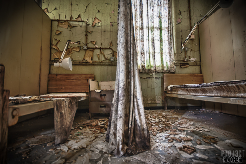 West Park Lunatic Asylum - Beds & Curtains