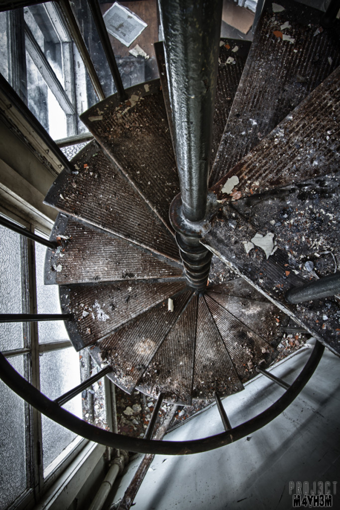 George Barnsley & Sons Ltd - Spiral Staircase