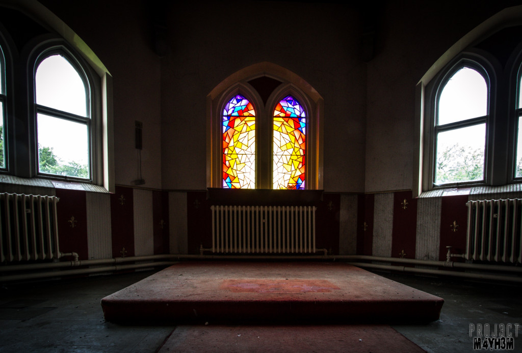St Joesephs Seminary - Red Carpet Chapel