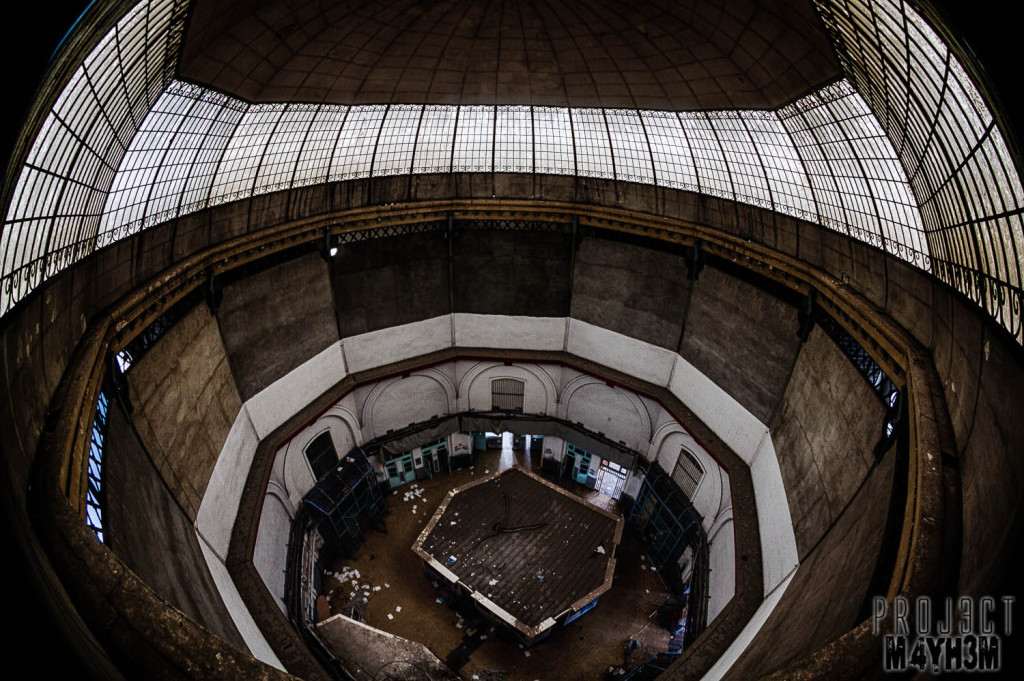Prison H15 Inside The Dome