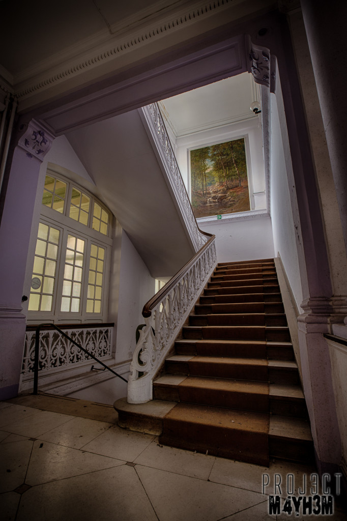 Alla Italia - Painting on the staircase