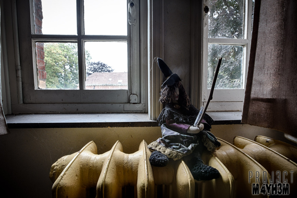 Salve Mater Psychiatric Hospital - Witch