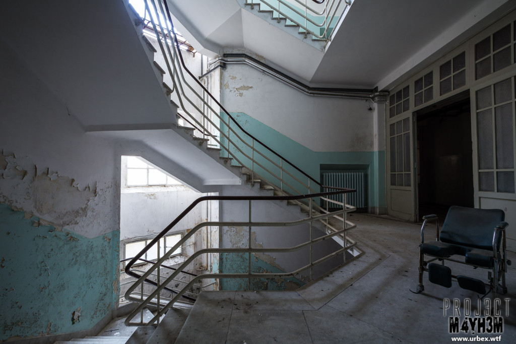 Hospital SC - The Hexagonal Staircase