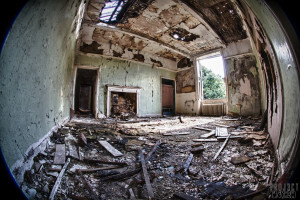 Bramham House - Empty Room