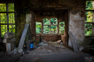 Dr X Manor House - 1st Floor Bay Window