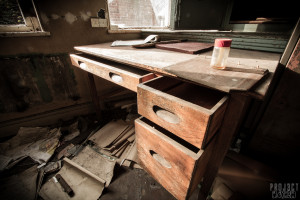 George Barnsley and Sons aka Cornish Works - Desk