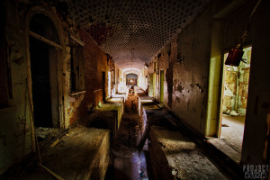 Watch your step in the dark - Lincolnshire County Pauper Lunatic Asylum