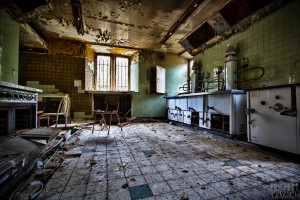 Castle Miranda aka Château Noisy - Kitchens