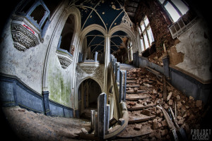 Castle Miranda aka Château Noisy - Main staircase