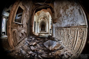 Castle Miranda aka Château Noisy - First floor corridor