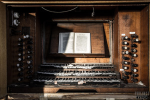 Church on a Hill - The Organ