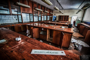 Sandwell College - Biology Laboratory;