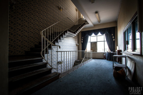 Wallpaper Factory – The Stairs Wallpaper Factory - The Stairs