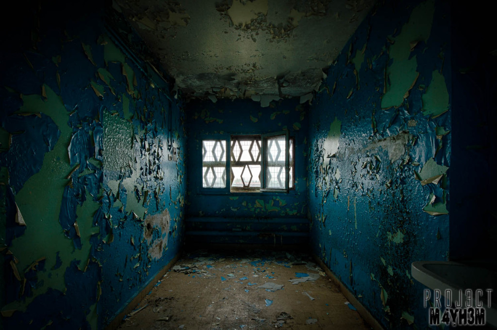 Prison H15 Cell