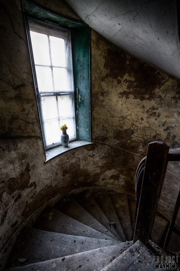 Peartree Manor Spiral Staircase