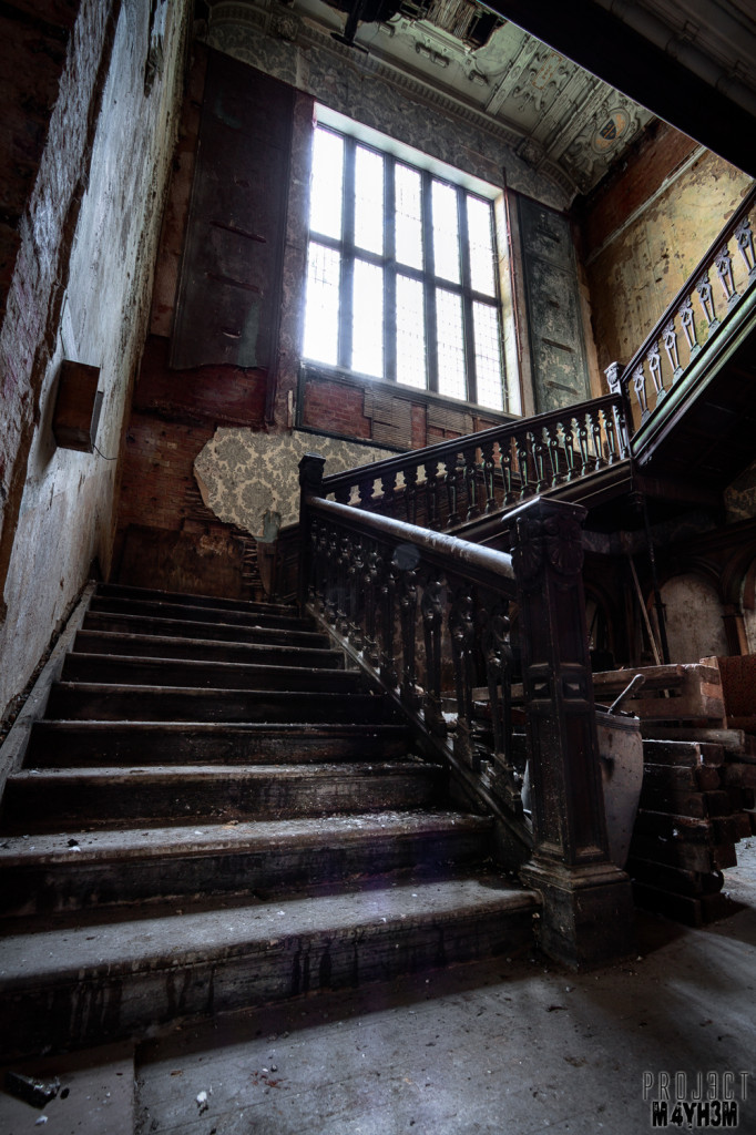 Peartree Manor Staircase