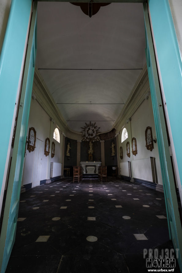 Château de la Chapelle – The Chapel Château de la Chapelle - The Chapel