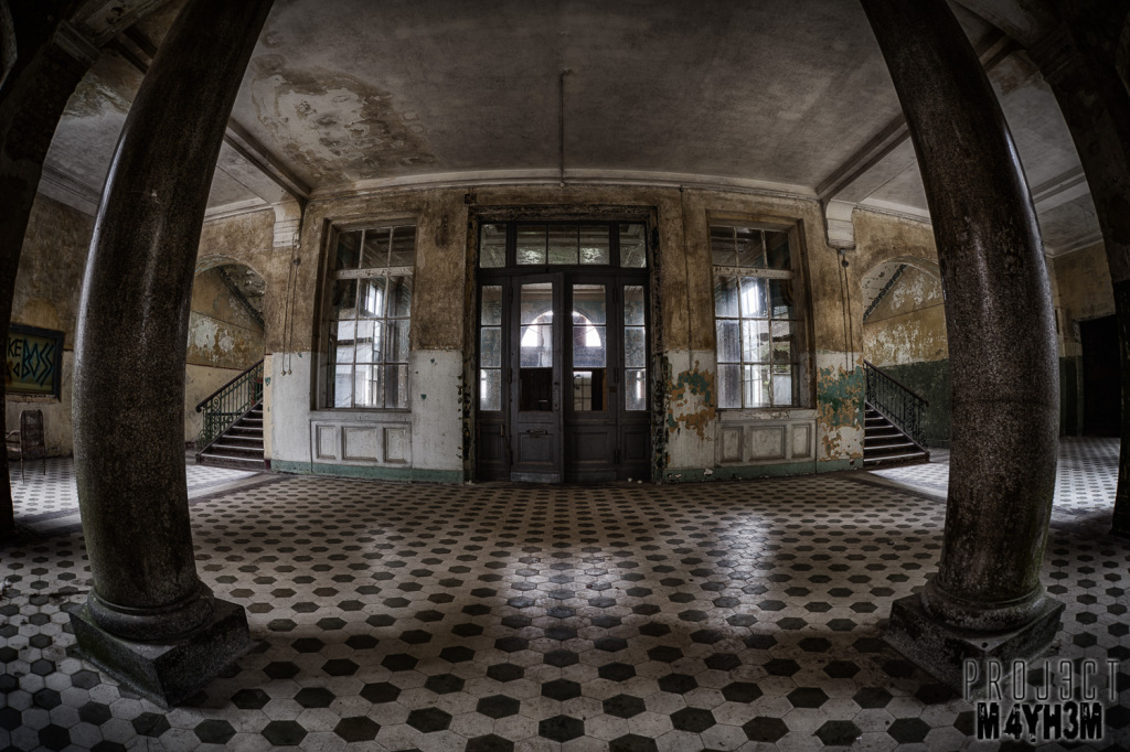 Beelitz-Heilstätten aka Beelitz Hospital Bath House - Entrance Hall