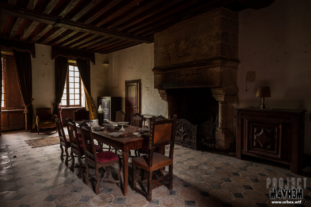 Château Fachos Dining Room