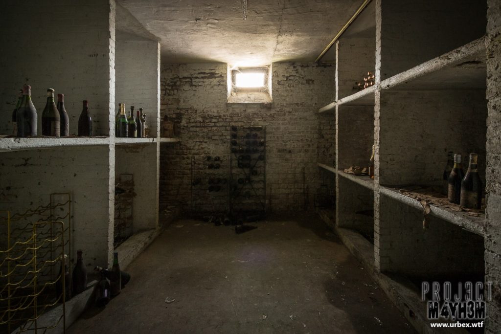 Villa Heil - Wine Cellar